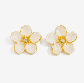 Elixir Floral Dourado: O Brinco Statement que Eleva Seu Estilo