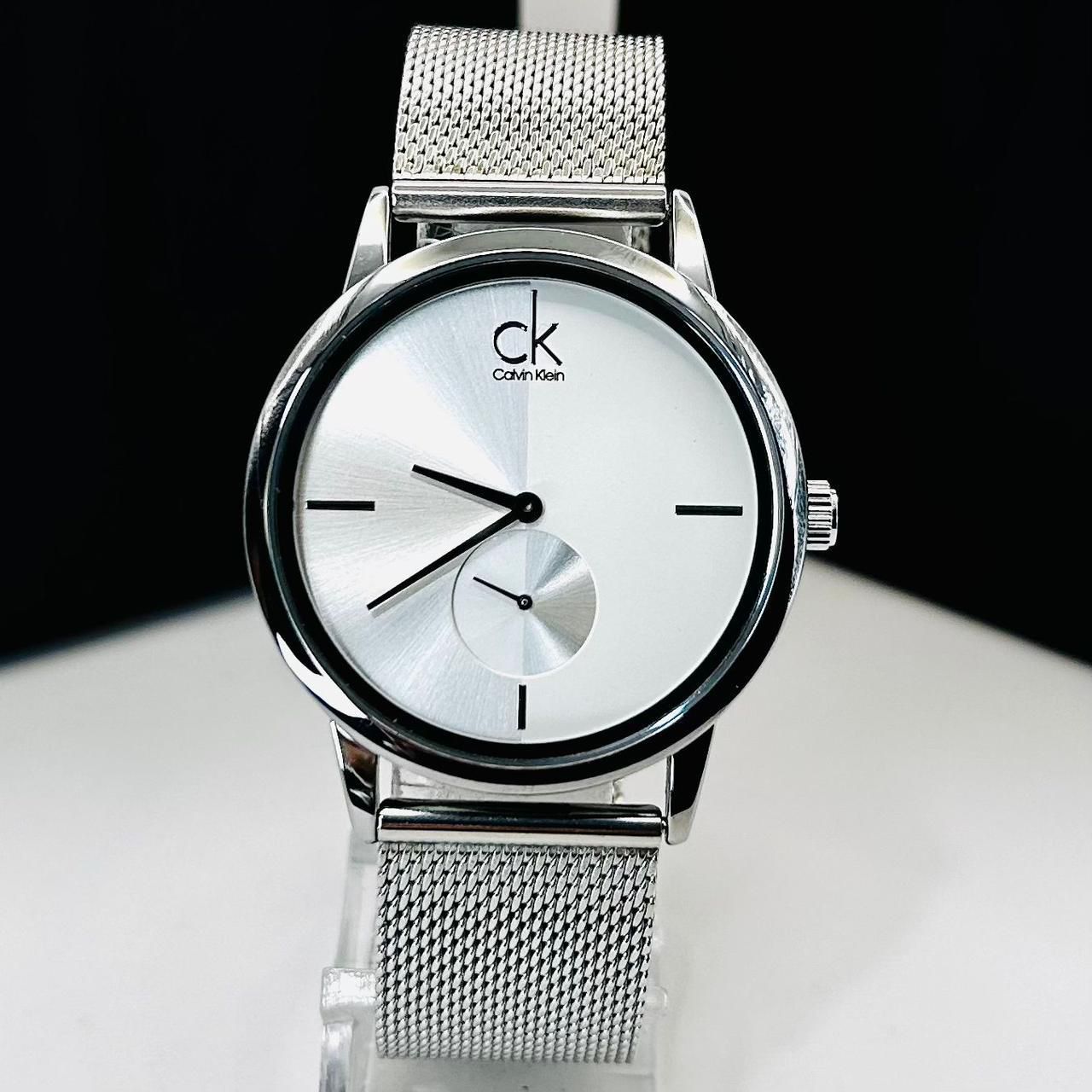 Relógio Calvin Klein Unisex Minimalista – Elegância Atemporal e Resistência Diária