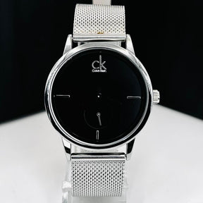 Relógio Calvin Klein Unisex Minimalista – Elegância Atemporal e Resistência Diária