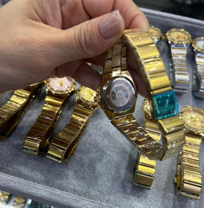 Chronos Elite S-Series: Relógio de Luxo com Bezel de Cristais e Design Integrado